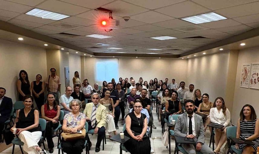 Adana'da kadın hastalıkları uzmanlarına yönelik ultrason eğitimi düzenlendi