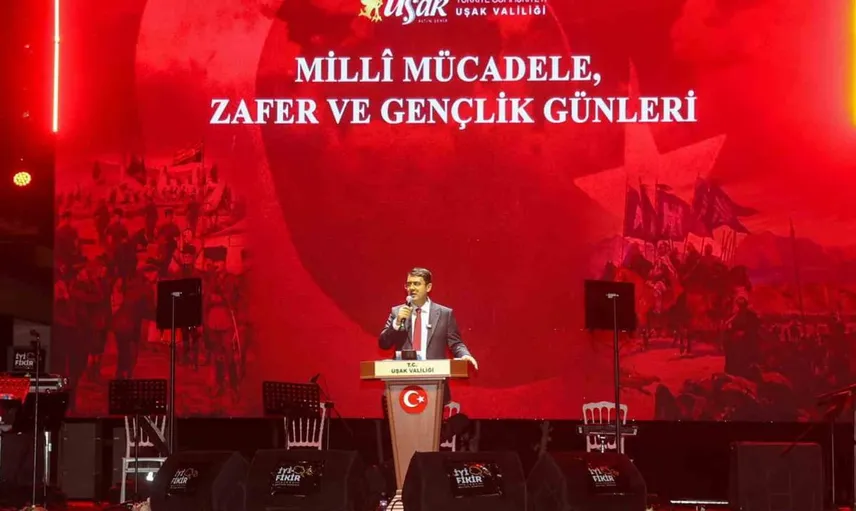 Uşak'ta milli mücadele, zafer ve gençlik günleri coşkuyla başladı