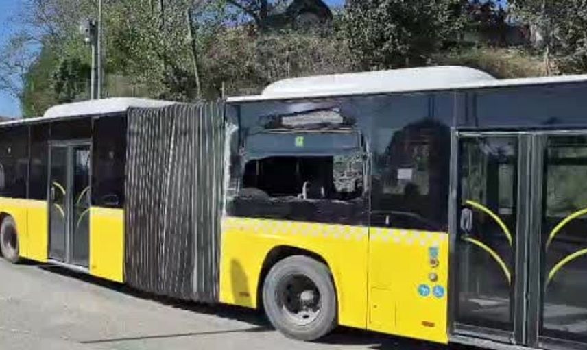 İETT otobüsü kaza yaptı: 4 yaralı