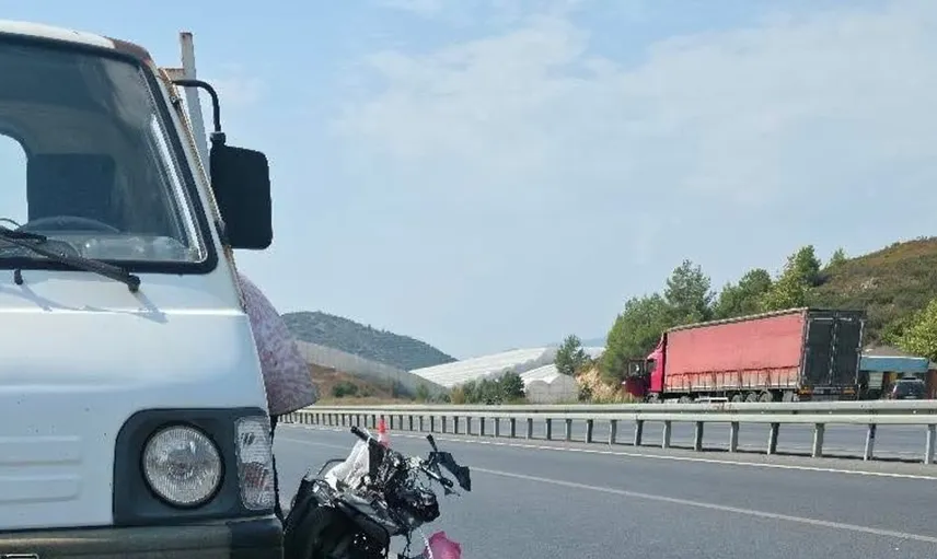 Alanya'da motosiklet kazası: 73 yaşındaki sürücü yaralandı