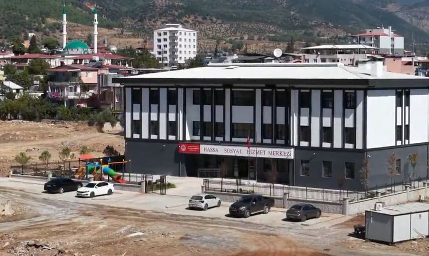 Hatay valisi masatlı, hassa sosyal hizmet merkezi inşaatında incelemelerde bulundu