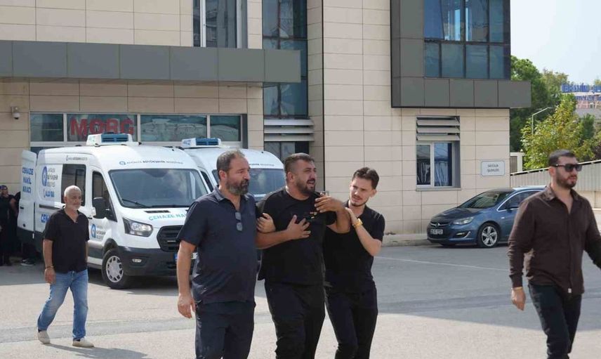 Antalya'daki kaza sonrası hayatını kaybedenlerin cenazeleri ailelerine teslim edildi