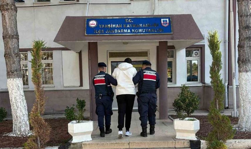 Kırıkkale'de jandarma 4 firari hükümlüyü yakaladı