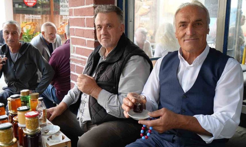 Samsun'da çay ocağı sahibi çayın lezzet sırrını paylaştı