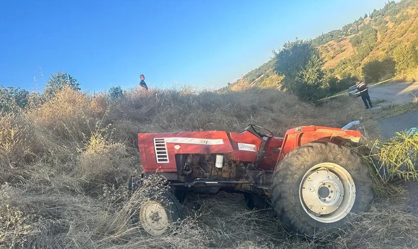 Traktör devrildi, 56 yaşındaki çiftçi hayatını kaybetti