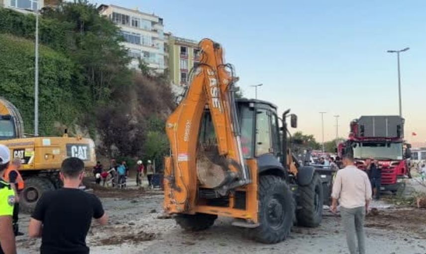 Büyükçekmece'deki toprak kaymasında kayıp yok
