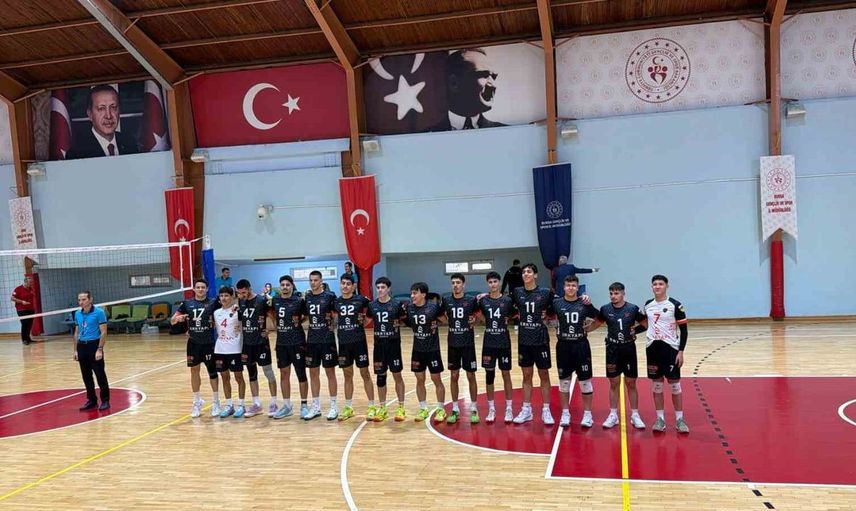 Denizli'nin voleybol kaderini değiştiren zafer: Acıpayam gençlik ilk dörtte