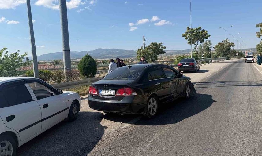 Afyonkarahisar'da traktör devrildi: 74 yaşındaki sürücü hayatını kaybetti