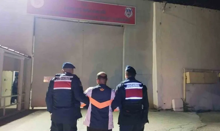 Bilecik'te hapis cezasıyla aranan şahıs jandarma tarafından yakalandı