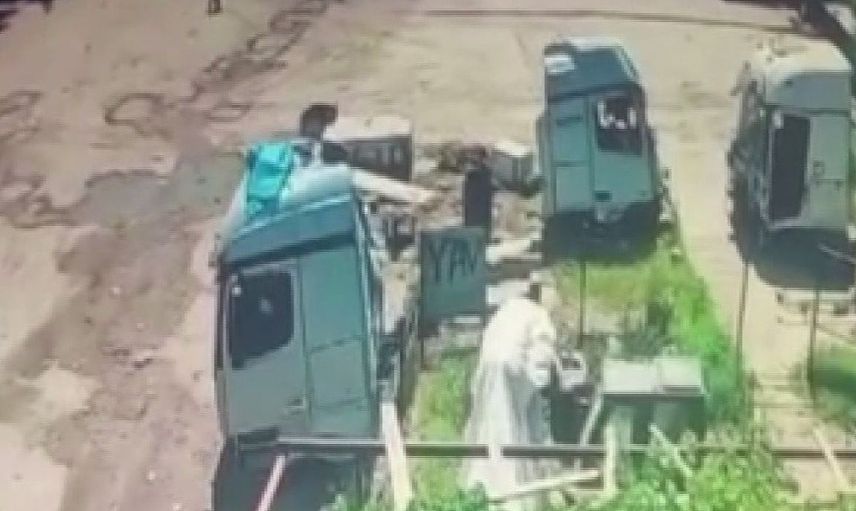 Silopi'de başıboş köpekler iki gün içinde çocuğa ve yaşlı adama saldırdı