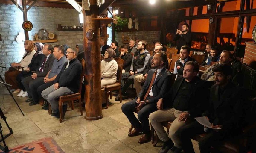 Karabük Üniversitesi'nde gazze'deki eğitim durumu paneli