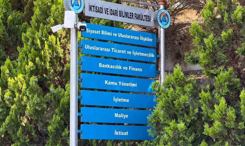 Avrasya Üniversitesi'nden eğitim destek programı, ailelere nefes aldırıyor