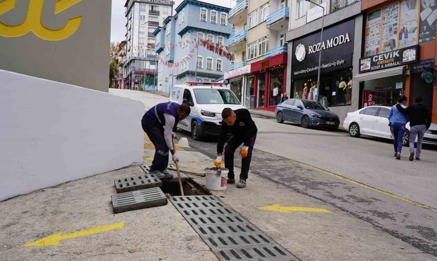 Bilecik'te yağış öncesi mazgallar temizlendi