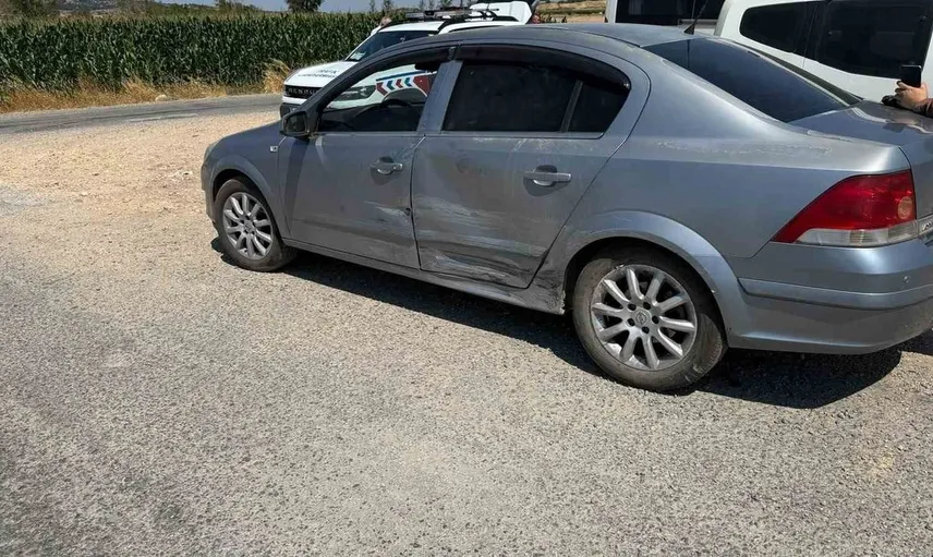 Çan'da otomobiller çarpıştı, sürücüler kazayı hafif atlattı