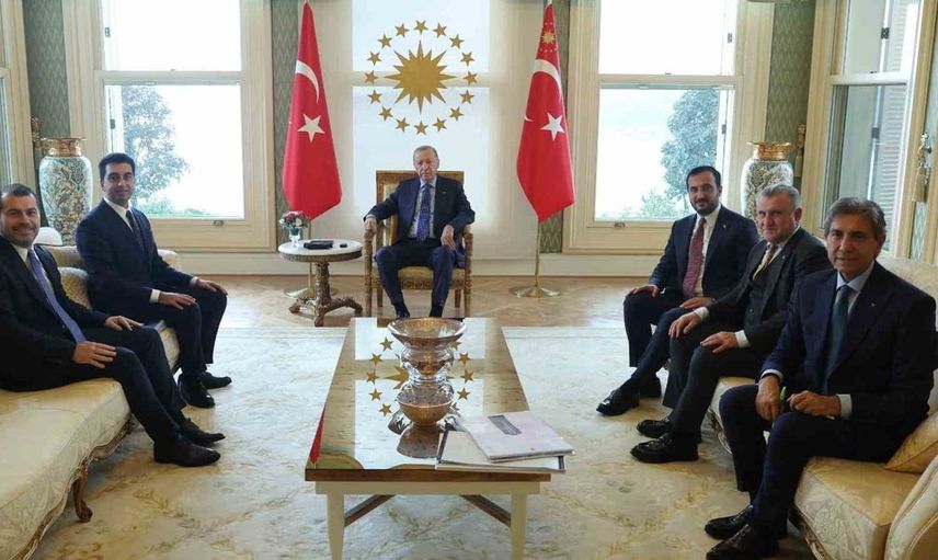 Cumhurbaşkanı Erdoğan, Tuzla Belediye Başkanı Bingöl ile bir araya geldi