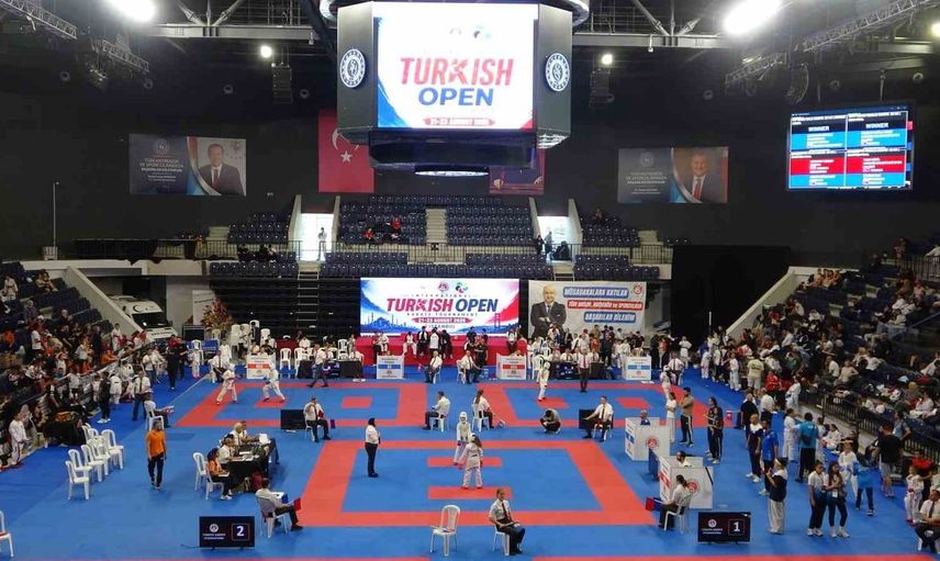 İstanbul'da uluslararası karate heyecanı: Turkish Open 2026 başladı