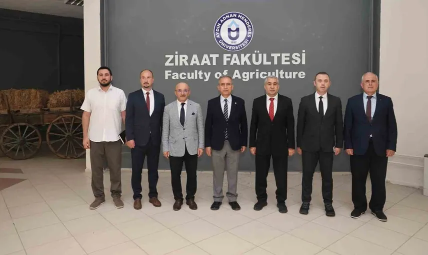 Adnan Menderes Üniversitesi'nde ziraat alanında önemli gelişmeler: Rektör Kent incelemelerde bulundu