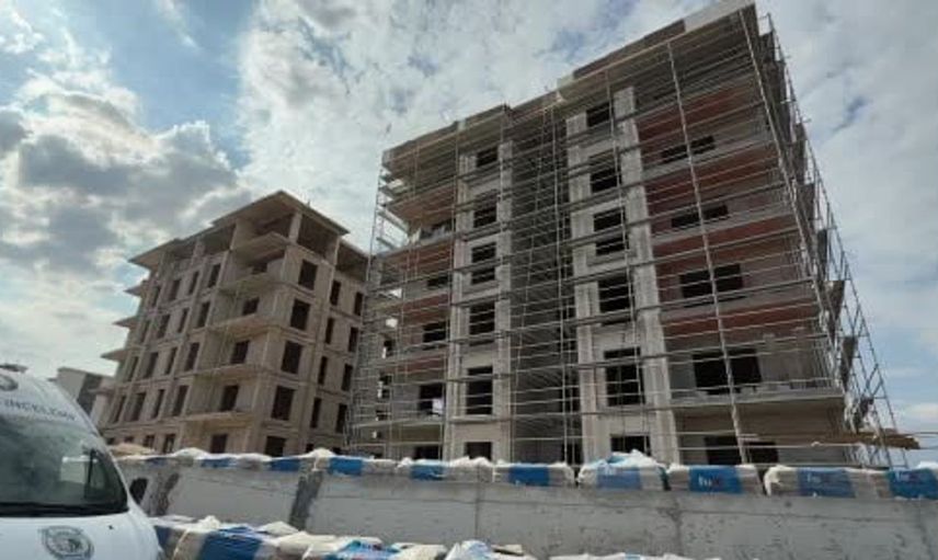 Antalya’da inşaatta beton bloğun düşmesi sonucu işçi hayatını kaybetti