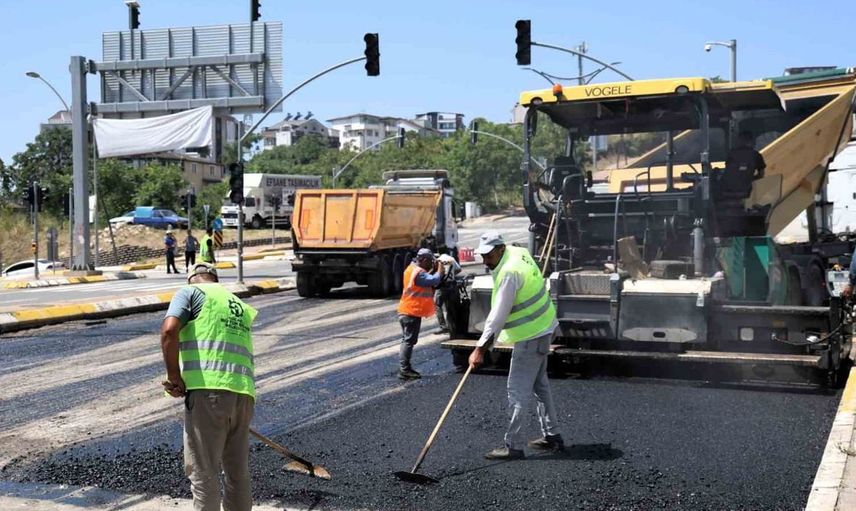 Santral Rampası'nda 9 bin 350 ton asfalt yenilemesi