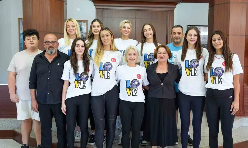 Didim Belediyespor kadın voleybol takımı yeni sezona iddialı bir şekilde hazırlanıyor