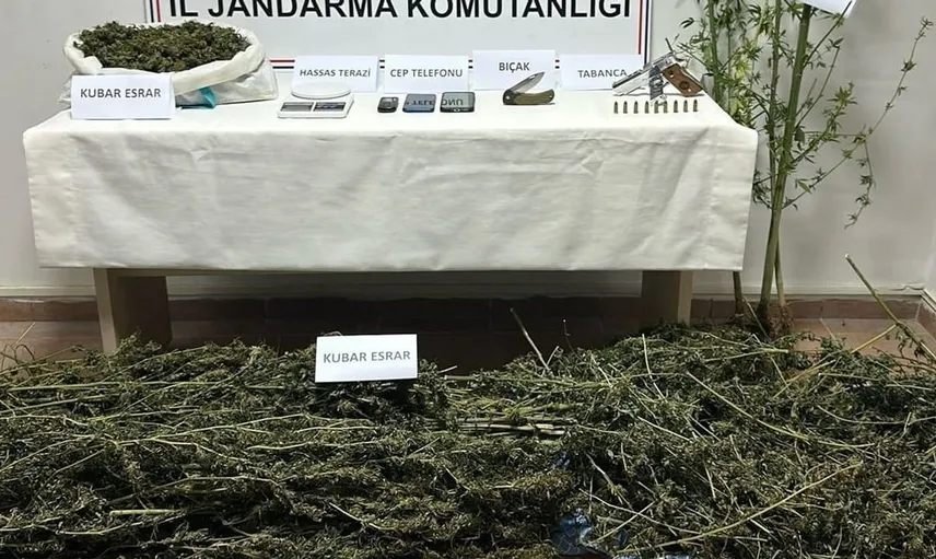 Düzce'de uyuşturucu operasyonu: 7 kilo esrar ele geçirildi