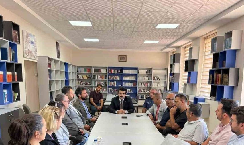 Tomarza'da yeni eğitim yılı için liselerde hazırlık denetimi yapıldı