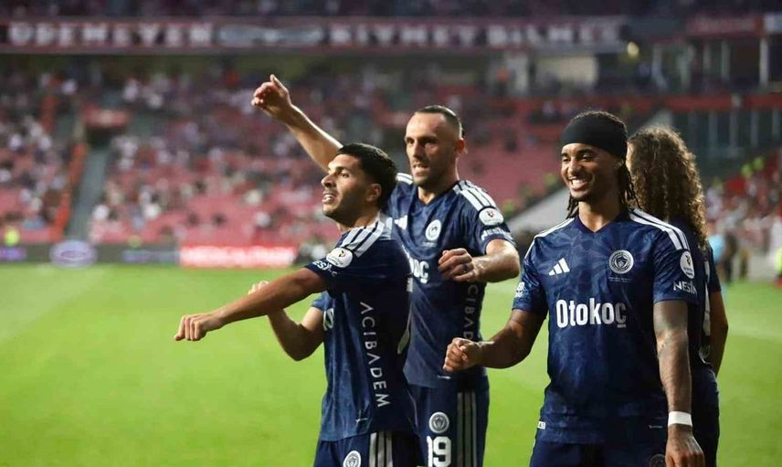 Fenerbahçe, Samsunspor karşısında konukseverliğini gösterdi