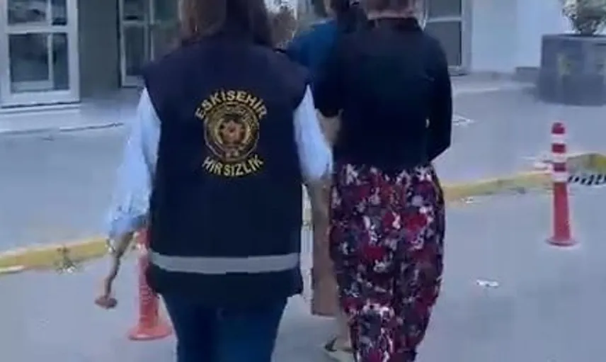 Eskişehir'de hırsızlık şebekesi çökertildi: 280 bin TL'lik ziynet eşyası ele geçirildi