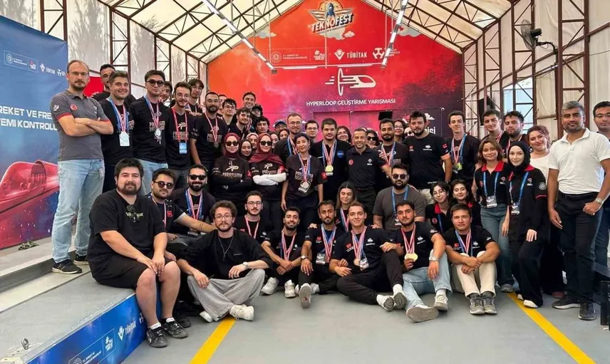 Karabük Üniversitesi'nin partech hyperloop takımı, türkiye ikincisi oldu