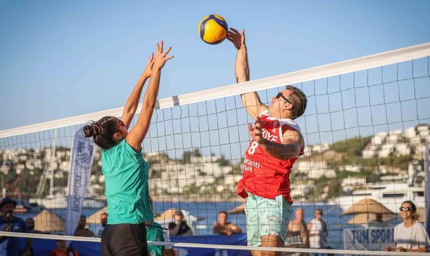 Gündoğan'da plaj voleybolu şenliği bu yıl da büyük ilgi gördü