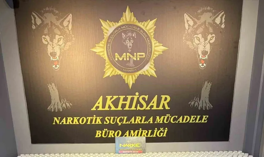 Akhisar'da uyuşturucu operasyonu: 30 bin hap ve metamfetamin ele geçirildi