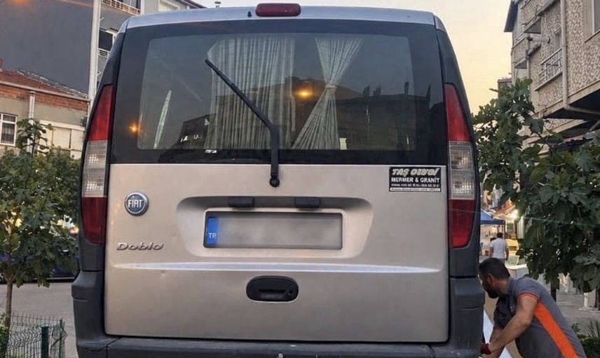 Edirne'de 14 düzensiz göçmen yakalandı, sürücü gözaltına alındı