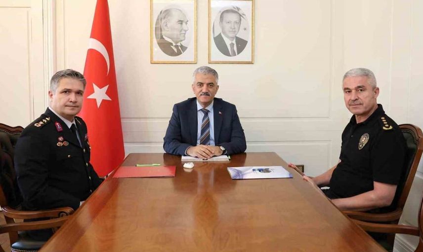 Düzce'de güvenlik ve asayiş konuları masaya yatırıldı