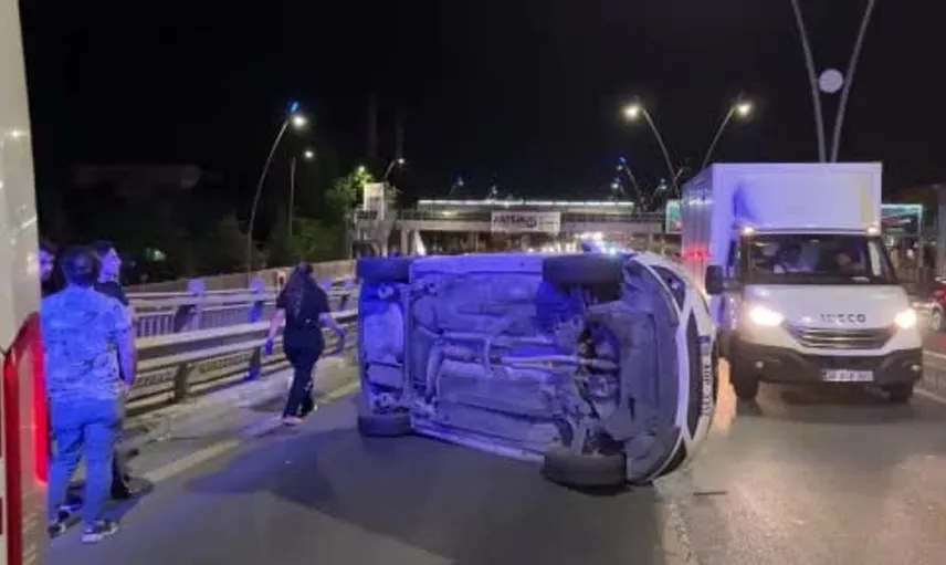 Kayseri'de otomobil çarpışması: Kaza sonrası duygusal anlar yaşandı