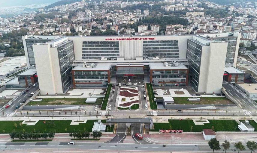 Bursa'da sağlık alanında tarihi adım: Ali Osman Sönmez Devlet Hastanesi hasta kabulüne başladı