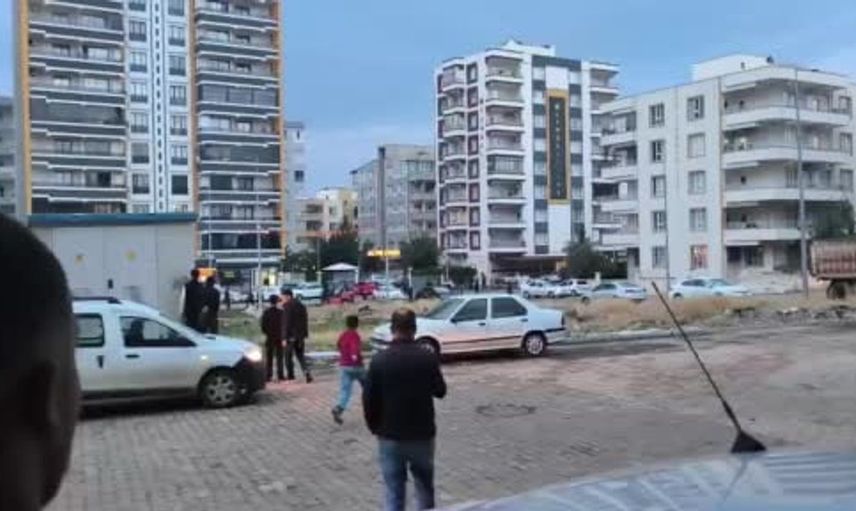 Siverek'te aileler arasında çatışma: 2 kişi yaralandı