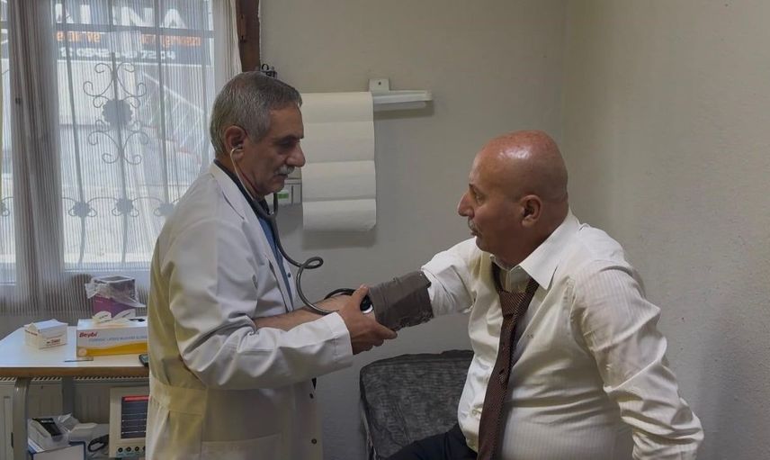 37 yıllık hekim Cihan Ökten'in Tutak'taki şifası