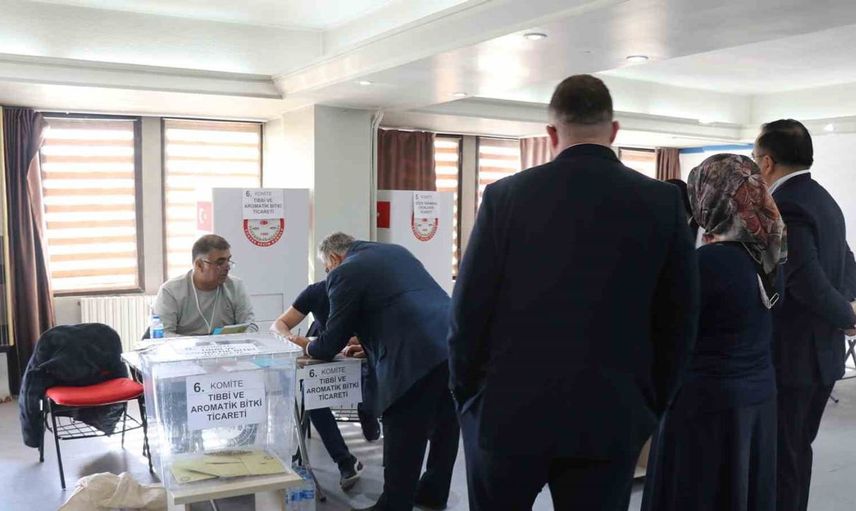 Denizli Ticaret Borsası'nda seçim sonuçları belirlendi: İbrahim Tefenlili mecliste yer bulamadı
