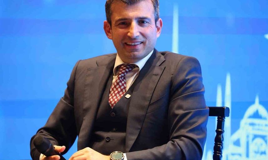 Sağlık Bakanı Memişoğlu, gençlerle gelecek projelerini paylaştı