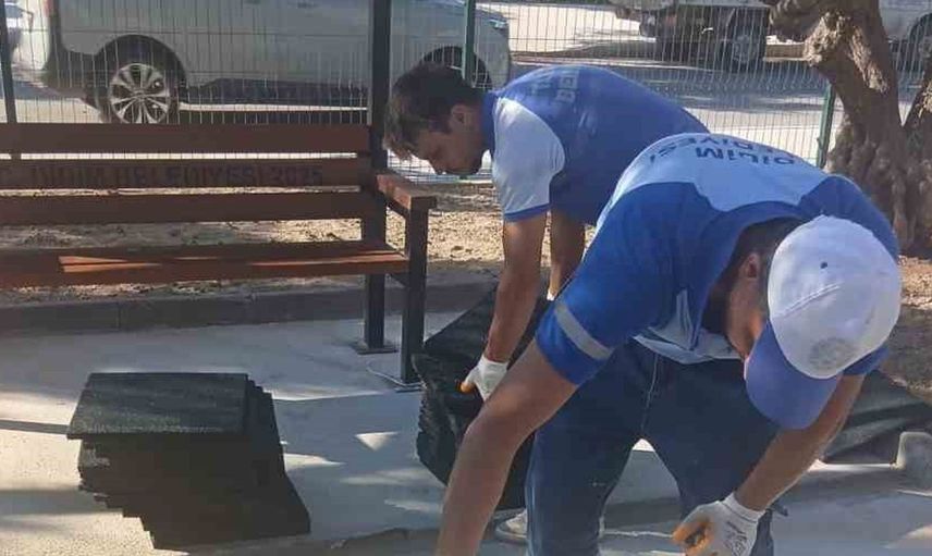Didim Belediyesi, park ve yeşil alanların bakımını sürdürüyor