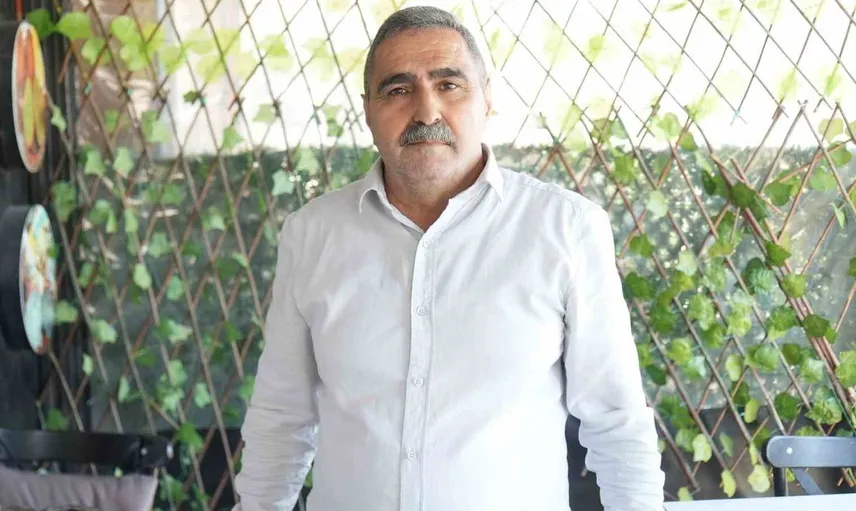 Restoran müşterisinden ilginç davranış: Kılını yemeğine attı