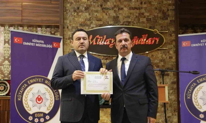 Kütahya'da emniyet müdürü osman elbir için veda yemeği düzenlendi