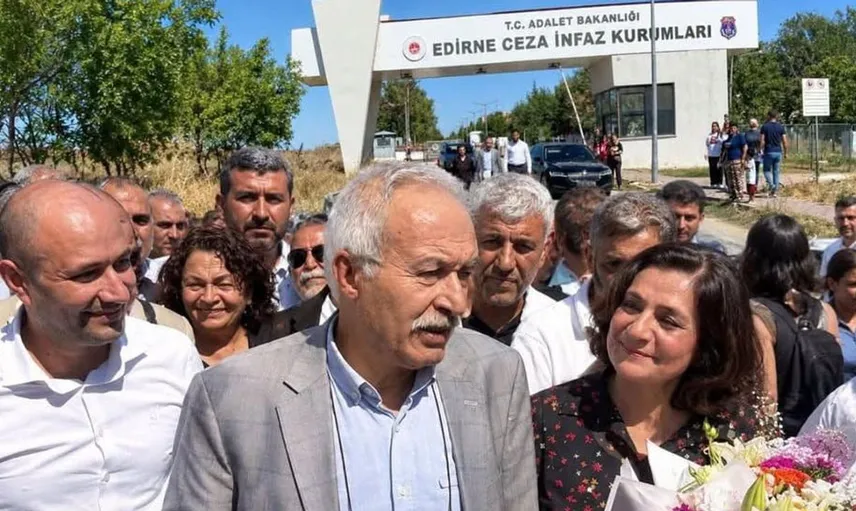 Selçuk Mızraklı tahliye oldu: Barış süreci mesajları verdi