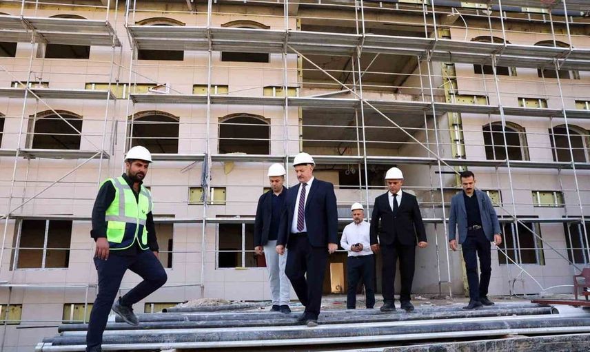 Adıyaman'daki SGK yeni hizmet binasında inceleme: Vali Küçük projeyi yerinde değerlendirdi