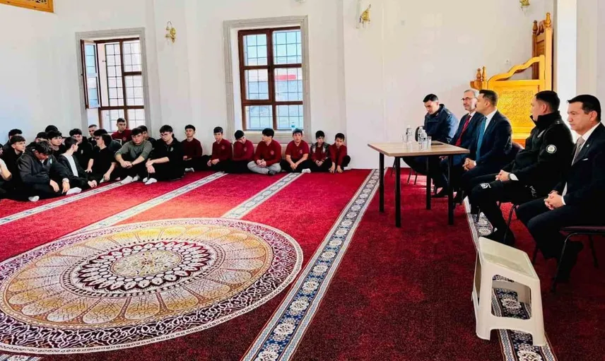 Kaymakam onur titiz gençlerle değerli bir buluşma gerçekleştirdi