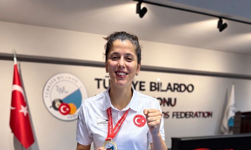 Türkiye'nin gururu Güzin Müjde Karakaşlı, dünya şampiyonu unvanını taçlandırdı