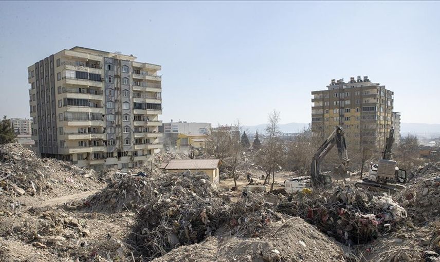96 kişiye mezar olan Ebrar Sitesi Davası'nda bilirkişi raporu tamamlandı