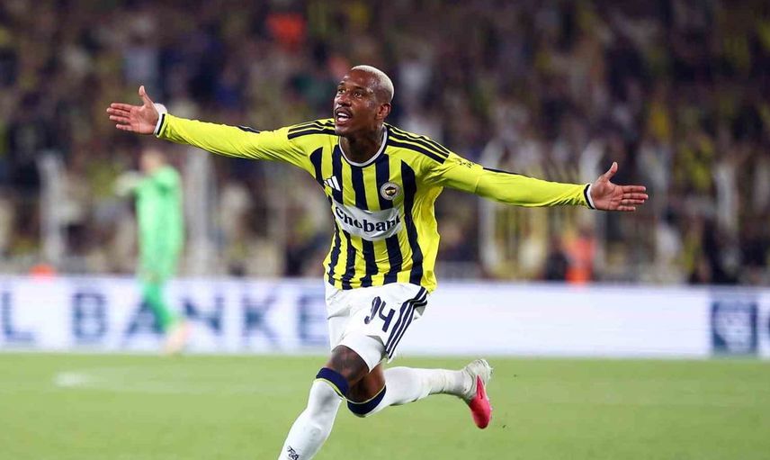 Fenerbahçe’de sezonun ilk golü Talisca’dan