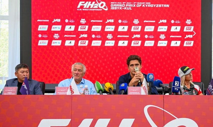 UIM F1H2O Dünya Şampiyonası Kırgızistan Grand Prix'sinin basın toplantısı yapıldı