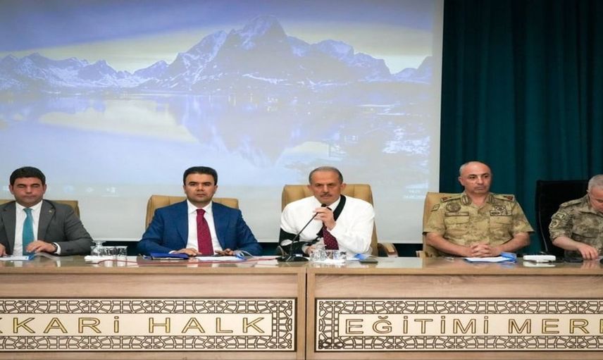 Hakkâri'de okul sağlığı ve güvenliği için iş birliği toplantısı yapıldı
